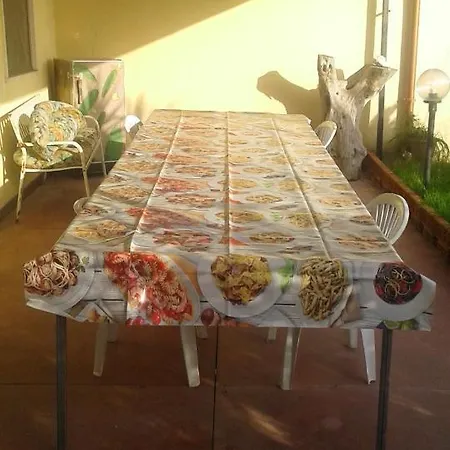 With 4 Bedrooms In With Wonderful Mountain View Private Pool And Enclosed Garden 30 Km From The Beach * Chiaramonte Gulfi