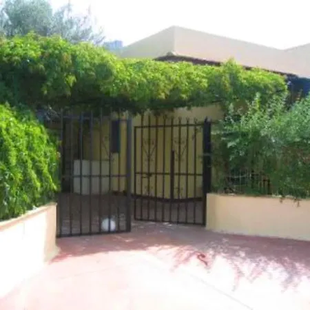 With 4 Bedrooms In With Wonderful Mountain View Private Pool And Enclosed Garden 30 Km From The Beach